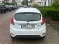 Usata Ford Fiesta Ambiente 60 CV (44 kW) 2009 Bianco Utilitaria