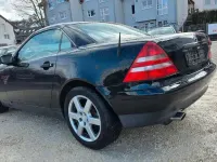 Gebraucht Mercedes SLK230 193 PS (141 kW) 2000 Schwarz Cabrio