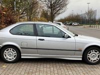 Gebraucht BMW 316 105 PS (77 kW) 2000 Silber Limousine