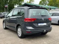 Gebraucht VW Touran Comfortline 116 PS (85 kW) 2020 Uranograu Van / Kleinbus