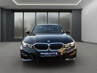 Gebraucht BMW 330e M Sport 252 PS (185 kW) 2021 Schwarz / saphirschwarz (metallic) Kombi