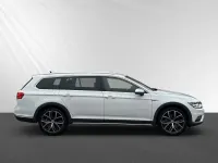 Gebraucht VW Passat Alltrack 190 PS (139 kW) 2017 Weiß Kombi