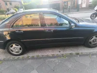 Gebraucht Mercedes C180 129 PS (94 kW) 2001 Andere farben Limousine