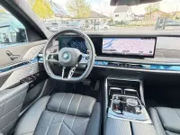 Gebraucht BMW 760 571 PS (419 kW) 2024 Oxidgrau/oxidgrau ii Limousine