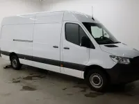 Gebraucht Mercedes Sprinter 170 PS (125 kW) 2025 Arktikweiss Van