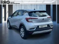 Gebraucht Renault Captur Intens 91 PS (66 kW) 2022 Grey kqa + black gne SUV