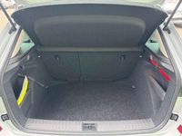 Neu Skoda Kamiq Selection 116 PS (85 kW) 2025 Silber SUV