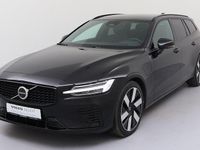 Gebraucht Volvo V60 Plus 455 PS (334 kW) 2025 Schwarz Kombi