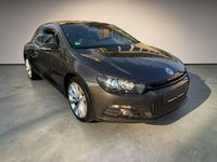 Gebraucht VW Scirocco 200 PS (147 kW) 2009 Dark maroon Coupé