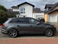 Gebraucht Audi SQ7 Ambiente 435 PS (319 kW) 2017 Grau SUV