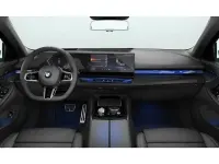 Gebraucht BMW 520 Performance 197 PS (144 kW) 2025 Schwarz Limousine