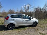 Gebraucht Ford Fiesta Titanium 95 PS (69 kW) 2012 Silber Kleinwagen