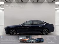 Gebraucht BMW 750e Comfort Edition 489 PS (359 kW) 2024 Blau Limousine