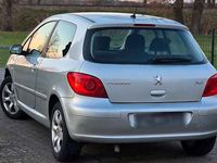 Gebraucht Peugeot 307 88 PS (64 kW) 2006 Grau Coupé