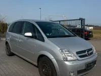 Używany Opel Meriva 100 KM (73 kW) 2005 Srebrny Minivan