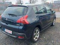 gebraucht Peugeot 3008 Premium*Navi*Klima*Euro5*Panorama*Alu*Tempo