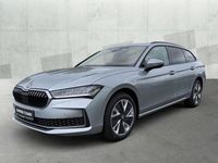 Gebraucht Skoda Superb Selection 150 PS (110 kW) 2025 Silber Kombi