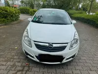 Gebraucht Opel Corsa Selection 69 PS (50 kW) 2010 Casabl/arctic/eisweiss/kaolin Kleinwagen