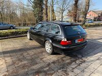 Gebraucht BMW 320 170 PS (125 kW) 2001 Schwarz Kombi