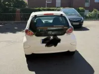 Gebraucht Toyota Aygo 68 PS (50 kW) 2012 Gelb Kleinwagen