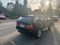 gebraucht BMW X5 E53 3. 0D bei der ukrainischen registriert