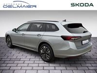 Neu Skoda Superb Selection 150 PS (110 kW) 2025 Silber Kombi