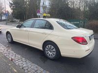 Gebraucht Mercedes E200 150 PS (110 kW) 2017 Beige Limousine