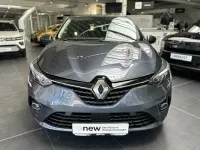 Używany Renault Clio V Experience 101 KM (74 kW) 2021 Szary Sedan/Limuzyna