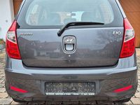 Gebraucht Hyundai i10 69 PS (50 kW) 2013 Grau Kleinwagen