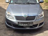 Gebraucht Skoda Roomster 105 PS (77 kW) 2010 Silber Van / Kleinbus