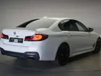 Gebraucht BMW 520 M Sport 190 PS (139 kW) 2022 Weiß Limousine