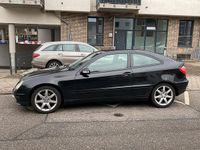 Gebraucht Mercedes C200 163 PS (119 kW) 2003 Schwarz Coupé