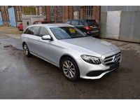 Gebraucht Mercedes E220 Avantgarde 194 PS (142 kW) 2018 Silber metallic Kombi