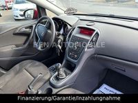 Gebraucht Opel Astra Selection 116 PS (85 kW) 2015 Rot Limousine