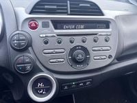 Gebraucht Honda Jazz Elegance 99 PS (72 kW) 2010 Weiß Kleinwagen