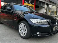 Gebraucht BMW 318 143 PS (105 kW) 2011 Schwarz Kombi