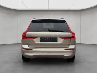 Gebraucht Volvo XC60 Core 250 PS (183 kW) 2024 Silber SUV