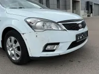 Gebraucht Kia Ceed Sportswagon Vision 90 PS (66 kW) 2010 Weiß Kombi
