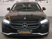 Gebraucht Mercedes E220 194 PS (142 kW) 2021 Schwarz Limousine