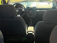 Second-hand VW Beetle 75 CP (55 kW) 2003 Negru Hatchback