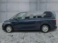 Gebraucht VW Multivan Life 150 PS (110 kW) 2024 Blau (starlight blue metallic) Van / Kleinbus