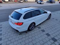 gebraucht BMW M550 d Xdrive Kombi / HUD / Softclose / Entertainment in Fond