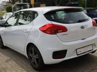 Usado Kia Ceed Edition 7 140 CV (102 kW) 2018 Blanco Utilitario