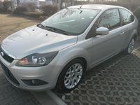 Gebraucht Ford Focus 101 PS (74 kW) 2009 Silber Kleinwagen