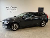Gebraucht Volvo V60 190 PS (139 kW) 2015 Grau Kombi