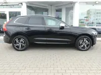 Gebraucht Volvo XC60 R-Design 235 PS (172 kW) 2019 Onyx black SUV
