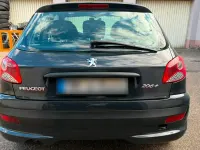 Gebraucht Peugeot 206 75 PS (55 kW) 2011 Grau Kleinwagen