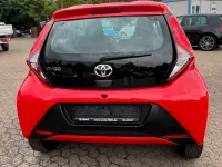 Gebraucht Toyota Aygo 72 PS (52 kW) 2021 Rot Kleinwagen