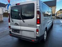 Gebraucht Renault Trafic Life 150 PS (110 kW) 2024 Highland grey Van / Kleinbus