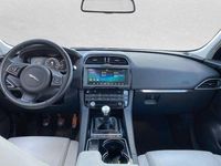 Gebraucht Jaguar F-Pace Prestige 180 PS (132 kW) 2017 Narvik black SUV